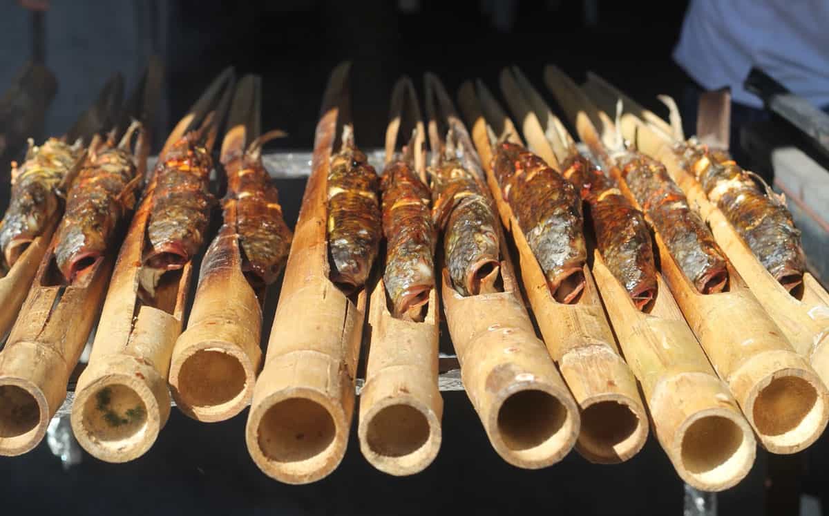 Receita de Tainha na Taquara - Gaúcha por Natureza - A Cozinha Brasileira